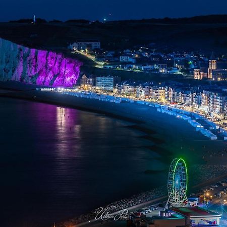 La Verriere. Les Locations Isahora C'Est Aussi Plusieurs Appart' De Standing A 2 Pas Du Chateau D'Eu, Des Falaises Du Treport, De Mers Les Bains Et Aux Portes De La Baie De Somme Eu (Seine-Maritime) Exterior photo